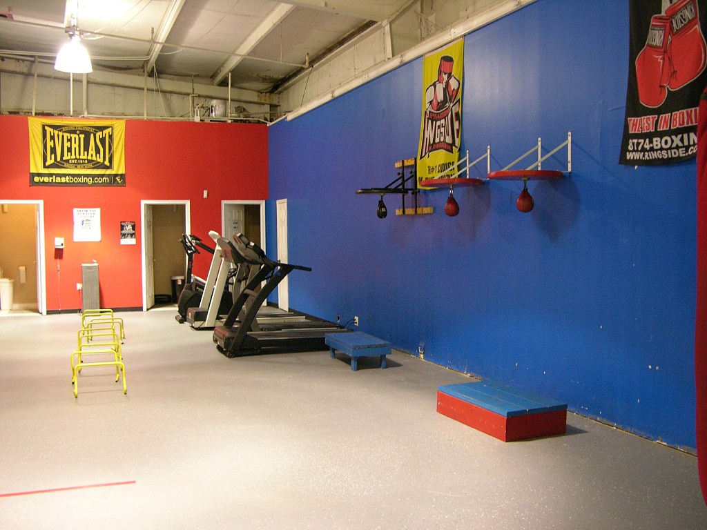 Extreme Sports 4501 Avenue H Rosenberg, TX 77471 (23)