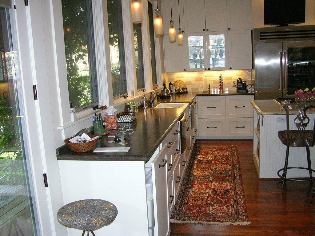 Leanne Mueller 941 Cortlandt (25)